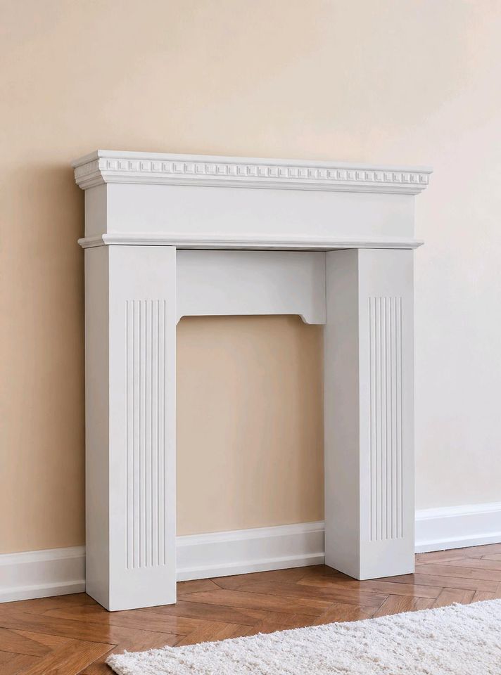Kaminkonsole Leesburg antikweiß Landhausstil Tannenholz,