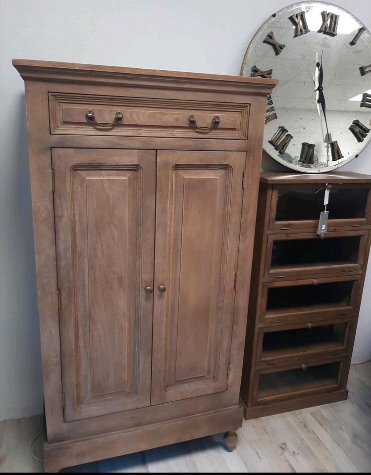 Schrank Bortoni Mangoholz antikbraun Vertiko Landhausstil – Bild 3